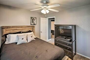 Lake Havasu City Retreat W/ Patio & Grill