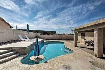 Lake Havasu City Retreat W/ Patio & Grill