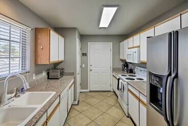 Lake Havasu City Retreat W/ Patio & Grill