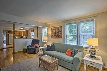 Manistee Home W/ Fire Pit ~ 2 Mi To Beach!