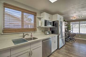 Mesa Retreat W/ Fenced Yard, Walk To Sloan Park!