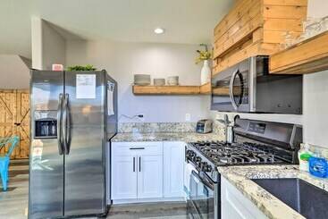 کلبه Pagosa Elevated  Dtwn Home W/ Stunning Views