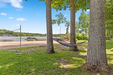 پانسیون Cabin Retreat On Big Crooked Lake
