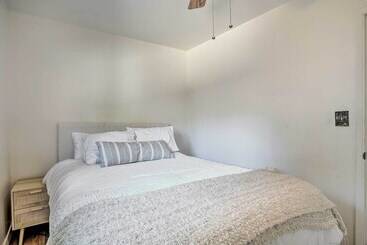 Convenient Prescott Home: Close To Hiking & Dtwn!