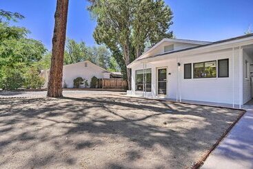 Convenient Prescott Home: Close To Hiking & Dtwn!