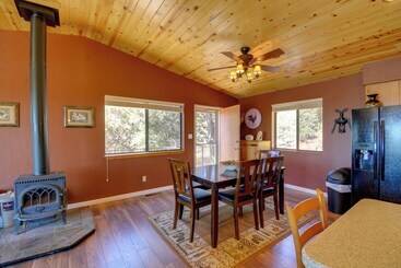 Prescott Hideaway W/ Deck, Sauna & Mountain Views!