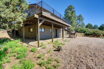 Prescott Hideaway W/ Deck, Sauna & Mountain Views!