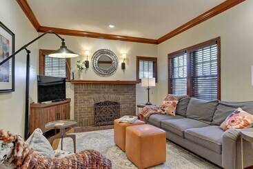 Quiet Twin Ridge Omaha House: Screened In Porch!