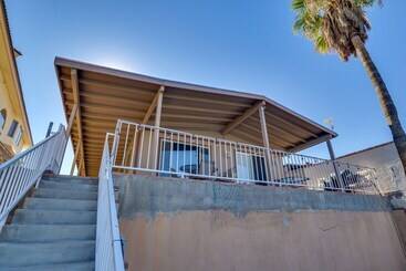 Riverfront Bullhead City House W/ Balcony!