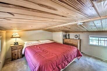 Near Hikes: Cabin W/ Furnished Deck In Show Low
