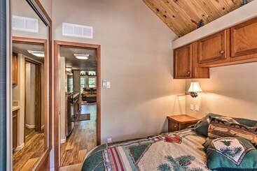 Near Hikes: Cabin W/ Furnished Deck In Show Low