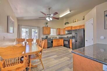 Fenced Yard, Fire Pit: Quiet Show Low Home!