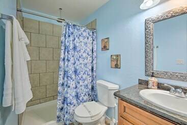 Fenced Yard, Fire Pit: Quiet Show Low Home!