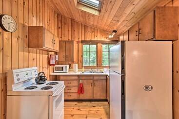 Sprucewold Boothbay Harbor Cottage W/ Deck