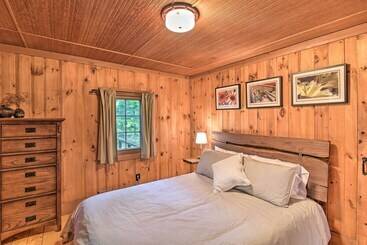 Sprucewold  Boothbay Harbor Cottage W/ Deck