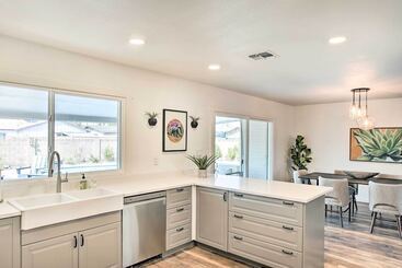 Sunny Tempe Escape: Central Location & Pool