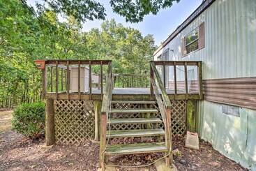 Edgemont Home W/ Deck ~ 9 Mi To Greers Ferry Lake!