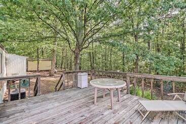 Edgemont Home W/ Deck ~ 9 Mi To Greers Ferry Lake!