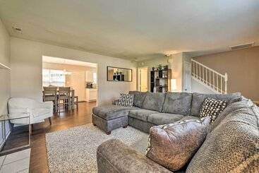 Charlotte Family Retreat W/ Deck, Near Uncc!