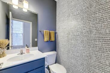 Chic Home W/ Yard < 3 Mi To Dtwn Cincinnati!