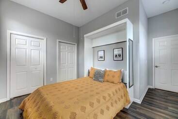 Chic Home W/ Yard < 3 Mi To Dtwn Cincinnati!
