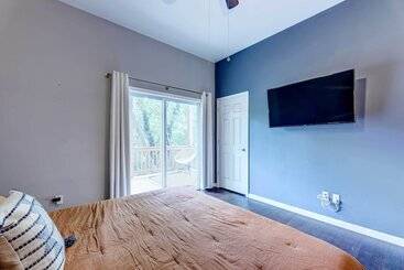 Chic Home W/ Yard < 3 Mi To Dtwn Cincinnati!