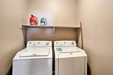 Dog Friendly Arizona Retreat W/ Patio & Grill!