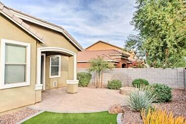 Dog Friendly Arizona Retreat W/ Patio & Grill!