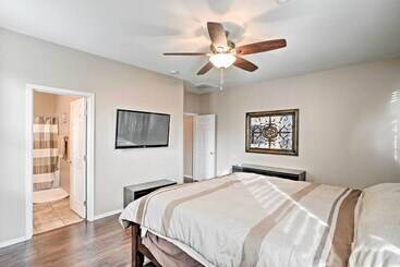 Dog Friendly Arizona Retreat W/ Patio & Grill!