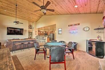 Dog Friendly Show Low Cabin W/ Deck & Views!