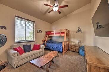 Dog Friendly Show Low Cabin W/ Deck & Views!