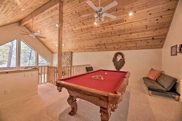 Elk Haven Show Low Cabin W/ Deck & Pool Table!