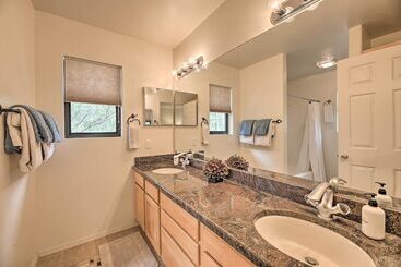 Elk Haven Show Low Cabin W/ Deck & Pool Table!