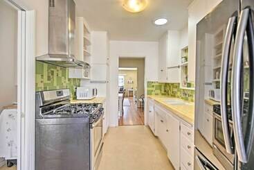 Oceanside Home W/ Yard   Walk To Beach & Pier
