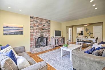 Oceanside Home W/ Yard   Walk To Beach & Pier