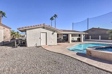 Private Pool & Hot Tub: Havasu Getaway!