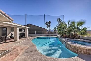 Private Pool & Hot Tub: Havasu Getaway!