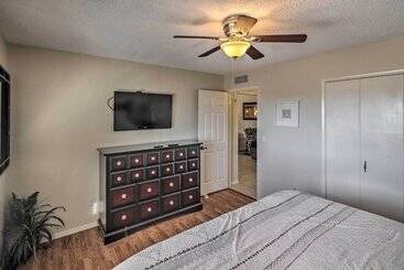 Private Pool & Hot Tub: Havasu Getaway!