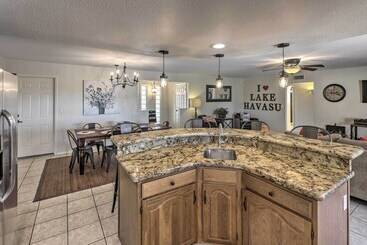 Private Pool & Hot Tub: Havasu Getaway!