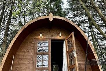 Woodland Camping Pod With Use Of Campsite Bathroom