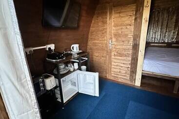 Woodland Camping Pod With Use Of Campsite Bathroom