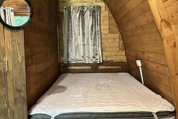 Woodland Camping Pod With Use Of Campsite Bathroom