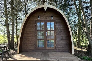 Woodland Camping Pod With Use Of Campsite Bathroom