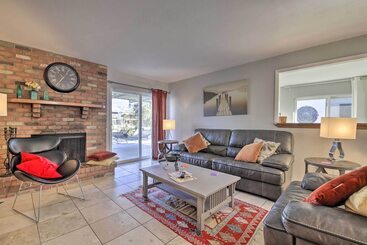 Lakefront Tempe House W/ Sun Deck, Hot Tub & Boats