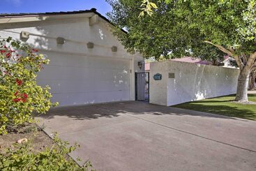 Lakefront Tempe House W/ Sun Deck, Hot Tub & Boats