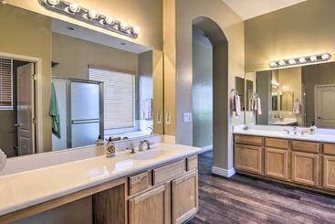 Luxe Queen Creek Escape: Private Pool + Yard!
