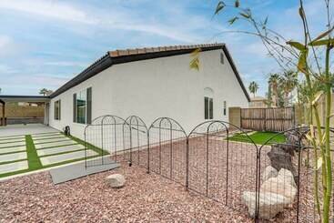 Mesa Home W/ Patio & Grill   4 Mi To Salt River!
