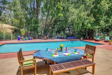 Novato Getaway: Pool, Hot Tub, Near Sf Bay!