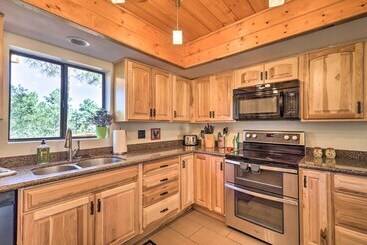 Prescott Cabin W/ Gas Grill ~ 3 Mi To Downtown!