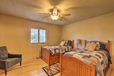 5 Mi To Butte Creek Trail: Prescott Home W/ Deck!